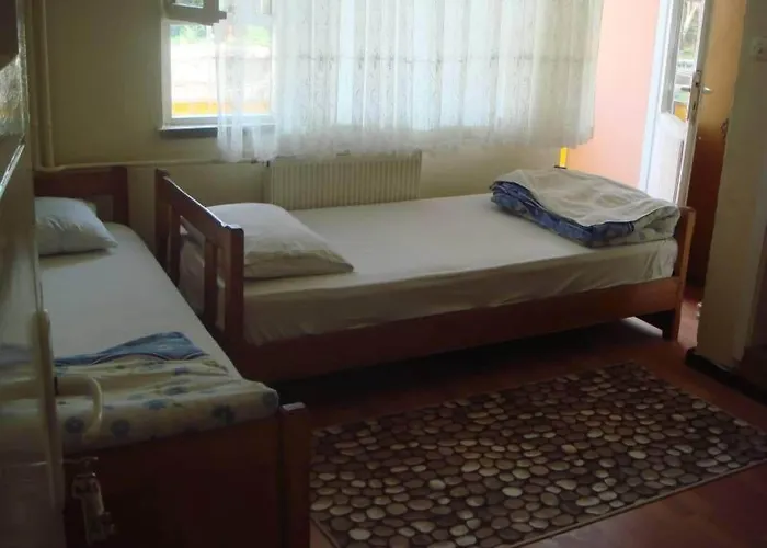 Filiz Hostel Ντενιζλί