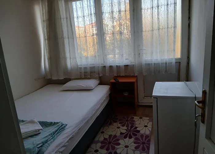 Filiz Hostel Ντενιζλί