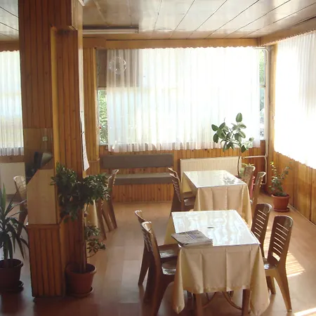 Filiz Auberge de jeunesse *